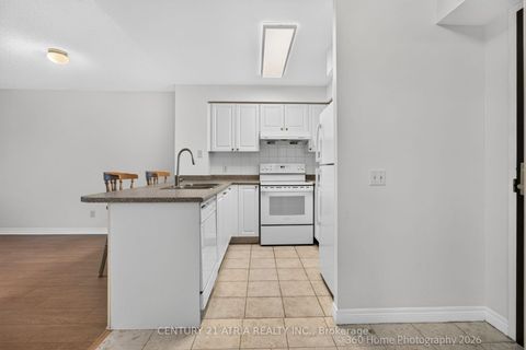 Photo 2 at 1115 - 18 parkview Avenue, Willowdale East, Toronto