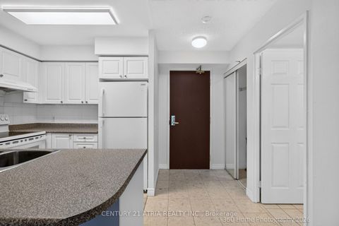 Photo 7 at 1115 - 18 parkview Avenue, Willowdale East, Toronto
