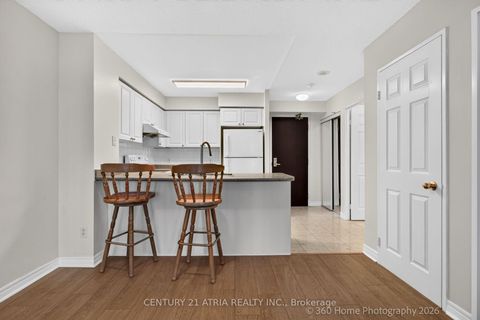 Photo 10 at 1115 - 18 parkview Avenue, Willowdale East, Toronto