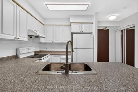 Photo 12 at 1115 - 18 parkview Avenue, Willowdale East, Toronto