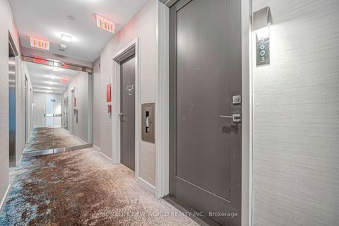 Photo 4 at 5603 - 42 Charles Street E, Yonge Corridor, Toronto