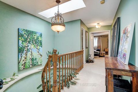 Photo 17 at 304 Charlton Avenue, Brownridge, Vaughan