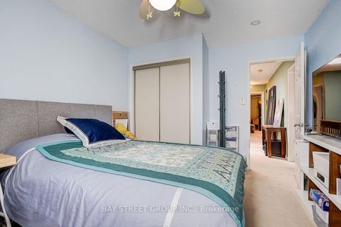 Photo 23 at 304 Charlton Avenue, Brownridge, Vaughan