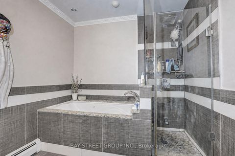 Photo 26 at 304 Charlton Avenue, Brownridge, Vaughan