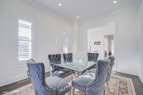Photo 8 at 2 Pietrowski Drive, Keswick North, Georgina