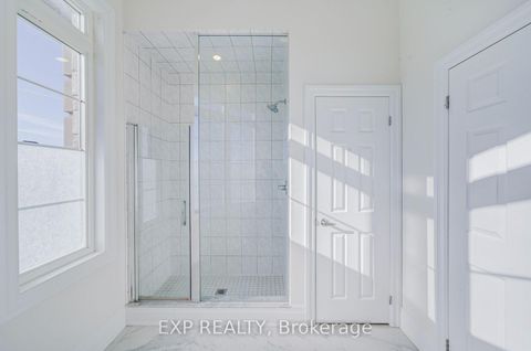 Photo 34 at 2 Pietrowski Drive, Keswick North, Georgina