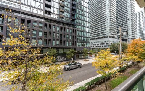 Photo 12 at 206 - 88 Broadway Avenue, Mount Pleasant West, Toronto