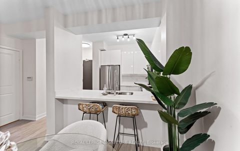 Photo 20 at 206 - 88 Broadway Avenue, Mount Pleasant West, Toronto