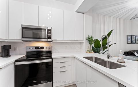 Photo 21 at 206 - 88 Broadway Avenue, Mount Pleasant West, Toronto
