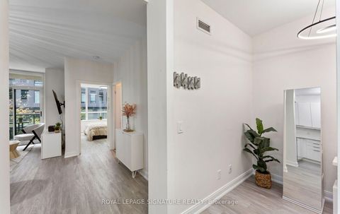 Photo 30 at 206 - 88 Broadway Avenue, Mount Pleasant West, Toronto