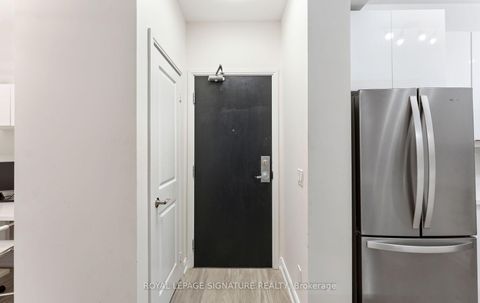 Photo 33 at 206 - 88 Broadway Avenue, Mount Pleasant West, Toronto