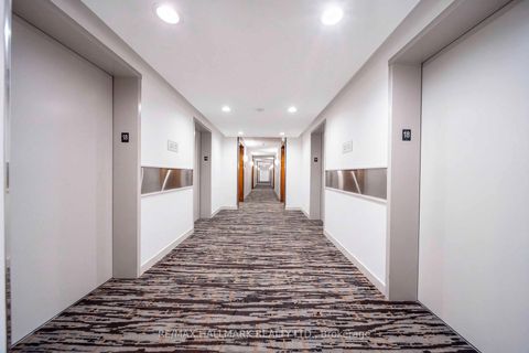 Photo 4 at 1812 - 10 Northtown Way, Willowdale East, Toronto