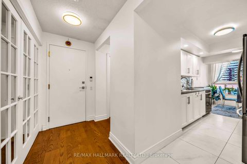 Photo 5 at 1812 - 10 Northtown Way, Willowdale East, Toronto
