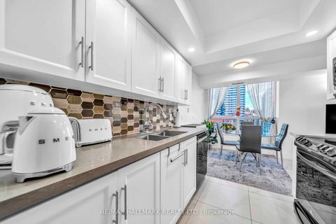 Photo 11 at 1812 - 10 Northtown Way, Willowdale East, Toronto