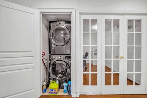 Photo 15 at 1812 - 10 Northtown Way, Willowdale East, Toronto