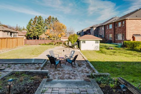 Photo 13 at 92 Bond Crescent, Oak Ridges, Richmond Hill