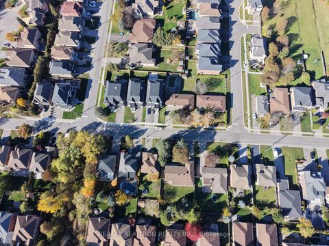 Photo 20 at 92 Bond Crescent, Oak Ridges, Richmond Hill