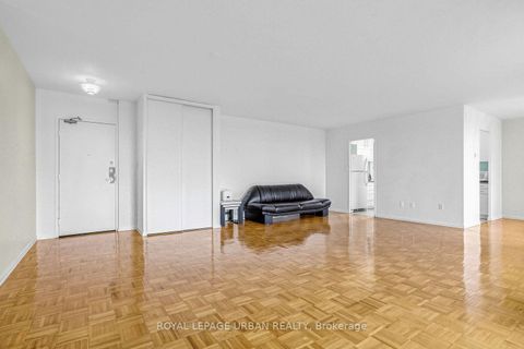 Photo 5 at 403 - 60 Pavane Linkway, Flemingdon Park, Toronto