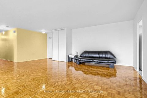 Photo 9 at 403 - 60 Pavane Linkway, Flemingdon Park, Toronto