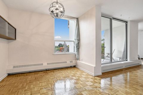 Photo 11 at 403 - 60 Pavane Linkway, Flemingdon Park, Toronto
