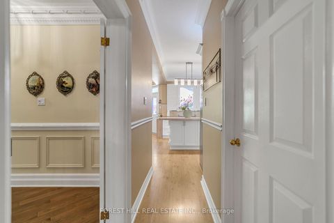 Photo 7 at 15 Theobalds Circle, Mill Pond, Richmond Hill
