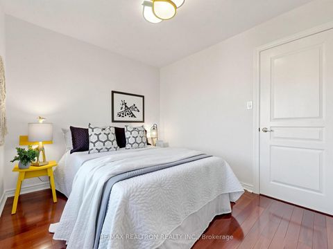 Photo 26 at 46 Mary Ellen Baker Crescent, Patterson, Vaughan