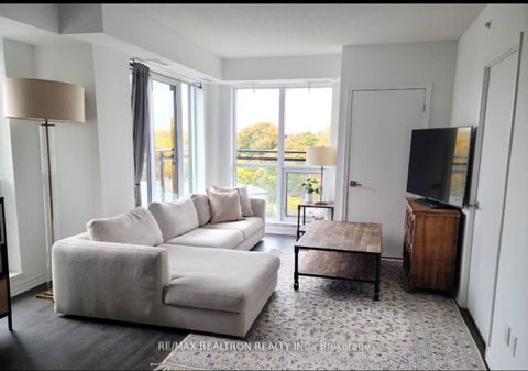 Photo 5 at 608 - 1 Falaise Road, West Hill, Toronto