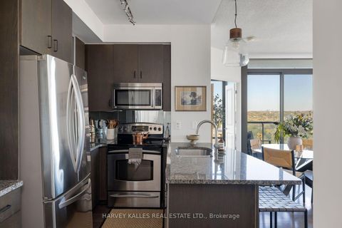 Photo 12 at 1909 - 18 Yorkville Avenue, Annex, Toronto
