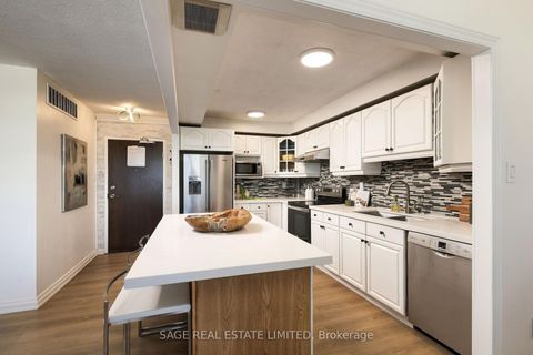 Photo 3 at 1904 - 135 Marlee Avenue, Belgravia, Toronto