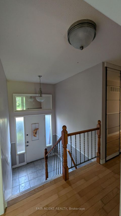 Photo 3 at 33 Maynard Drive, Schomberg, King