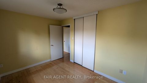 Photo 19 at 33 Maynard Drive, Schomberg, King