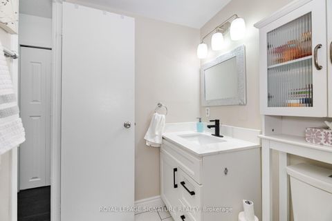 Photo 15 at 1212 - 451 The West Mall Drive, Etobicoke West Mall, Toronto