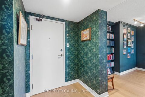 Photo 9 at 1811 - 15 Maitland Place, South St. James Town, Toronto