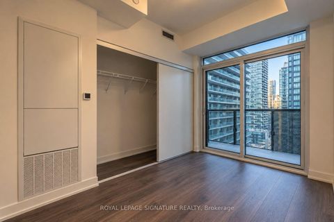 Photo 1 at 3403 - 117 Broadway Avenue, Mount Pleasant West, Toronto