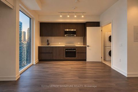 Photo 8 at 3403 - 117 Broadway Avenue, Mount Pleasant West, Toronto