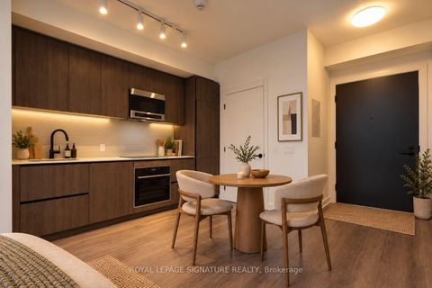 Photo 9 at 3403 - 117 Broadway Avenue, Mount Pleasant West, Toronto