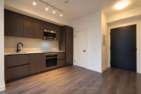 Photo 10 at 3403 - 117 Broadway Avenue, Mount Pleasant West, Toronto