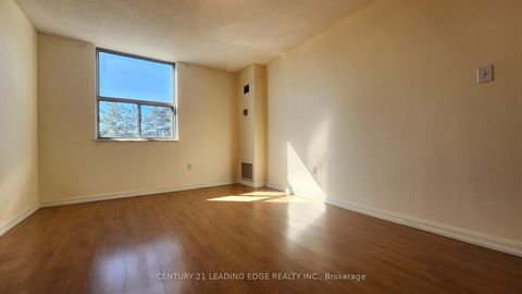 Photo 13 at 311 - 205 Hilda Avenue, Newtonbrook West, Toronto