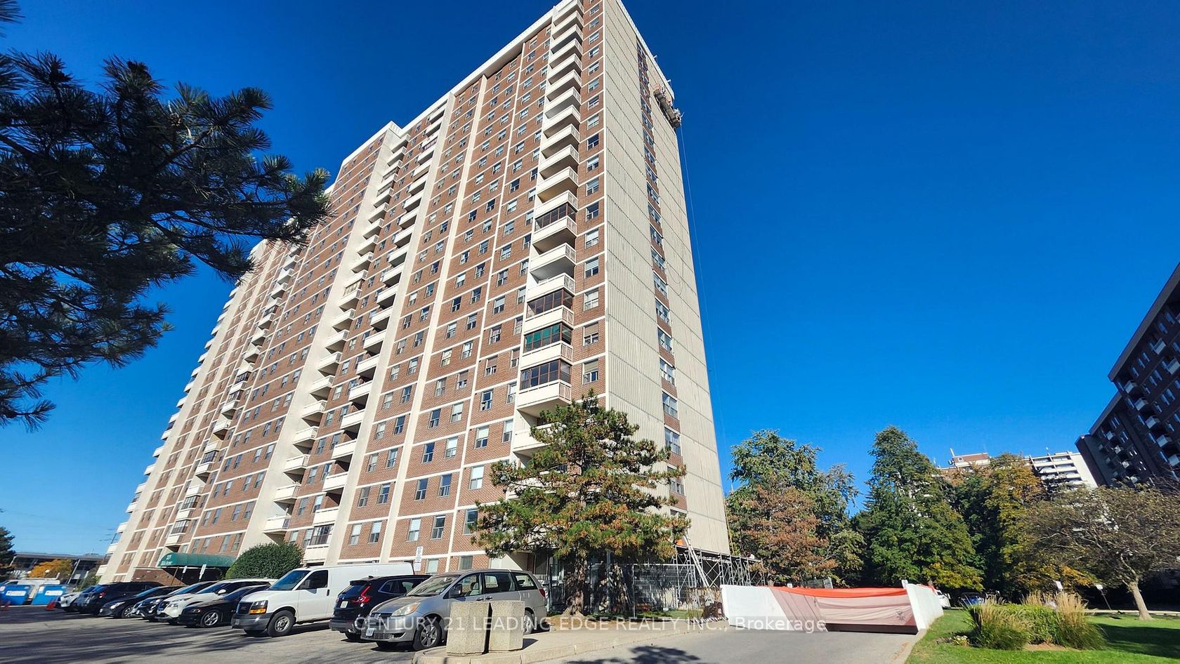 311 - 205 Hilda Avenue, Newtonbrook West, Toronto photo number 2