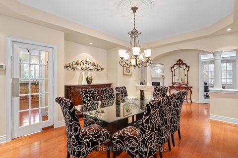 Photo 10 at 9 Migonette Street, Oak Ridges Lake Wilcox, Richmond Hill
