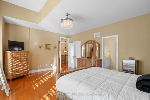 Photo 23 at 9 Migonette Street, Oak Ridges Lake Wilcox, Richmond Hill
