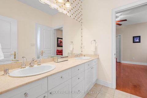 Photo 24 at 9 Migonette Street, Oak Ridges Lake Wilcox, Richmond Hill