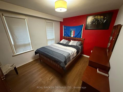 Photo 10 at 2955 16th Side Road, Rural King, King