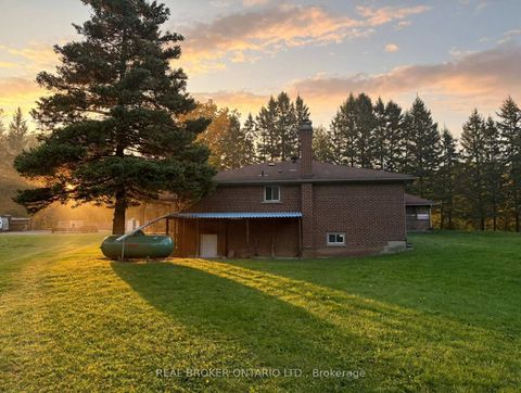 Photo 14 at 2955 16th Side Road, Rural King, King