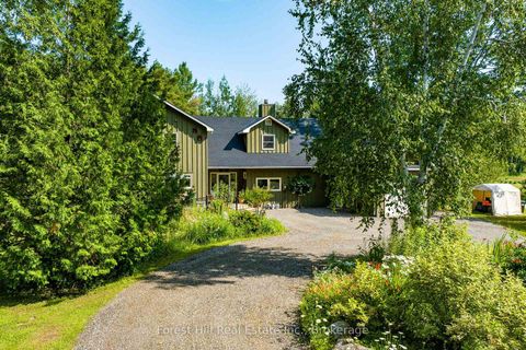 Photo 2 at 7272 36/37 Nottawasaga Side Road E, Rural Clearview, Clearview