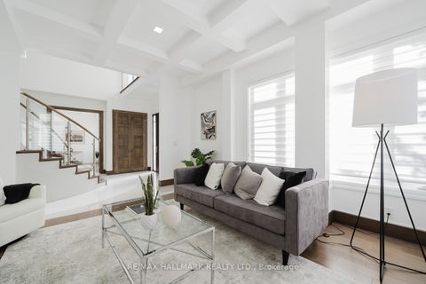 Photo 10 at 26 Lancer Drive, Maple, Vaughan