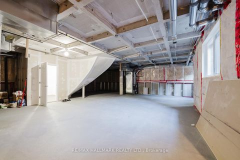 Photo 41 at 26 Lancer Drive, Maple, Vaughan