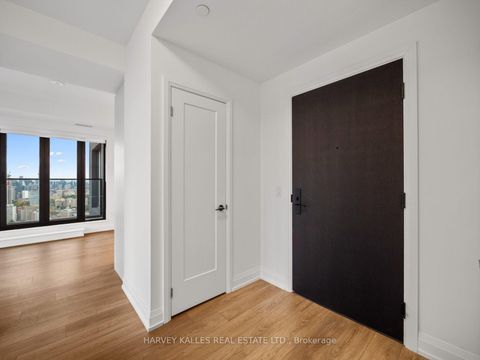 Photo 7 at 3703 - 20 Soudan Avenue, Mount Pleasant West, Toronto