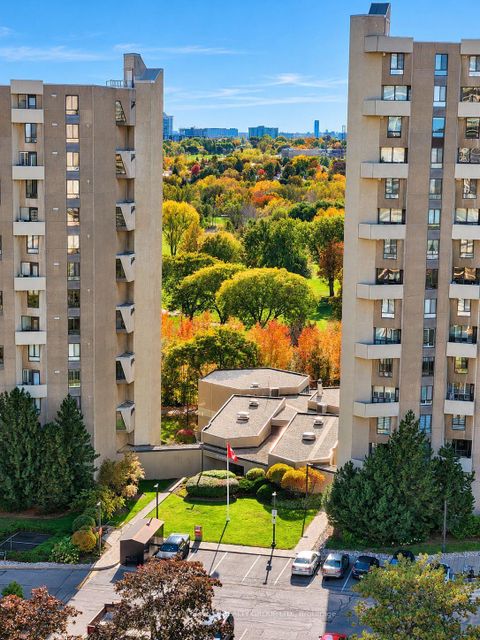 Photo 5 at 1502 - 299 Mill Road, Markland Wood, Toronto