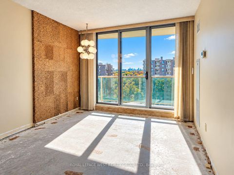 Photo 9 at 1502 - 299 Mill Road, Markland Wood, Toronto